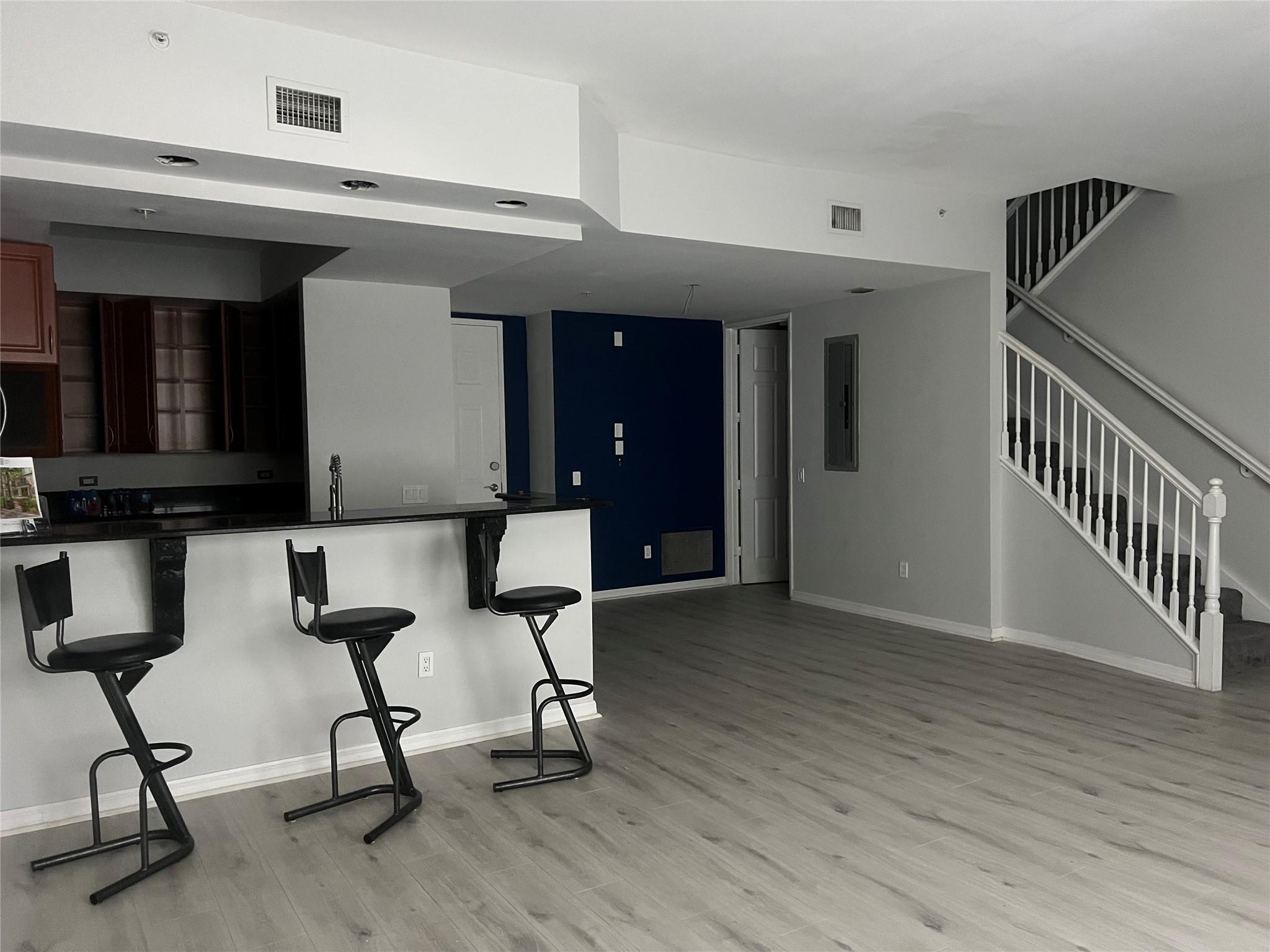 WILTON STATION - Residential