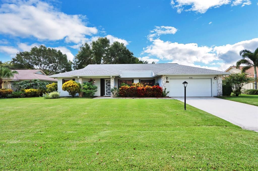 Photo of 8144 SE Cypress Point Place, Hobe Sound, FL 33455 (MLS # R10744377)