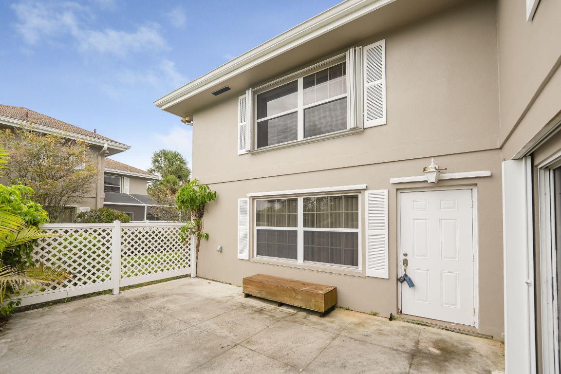 STAMFORD AT SUNSET TRACE (AKA MARTIN DOWNS PLAT 36 - Residential