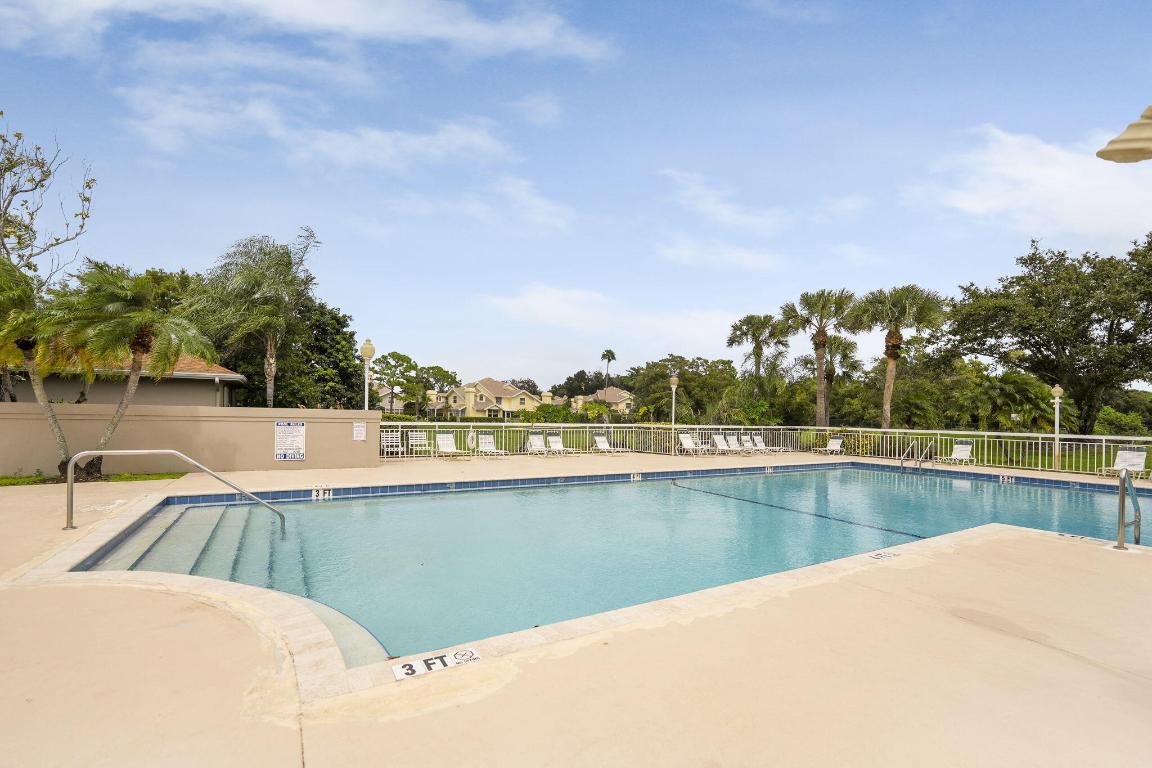 STAMFORD AT SUNSET TRACE (AKA MARTIN DOWNS PLAT 36 - Residential