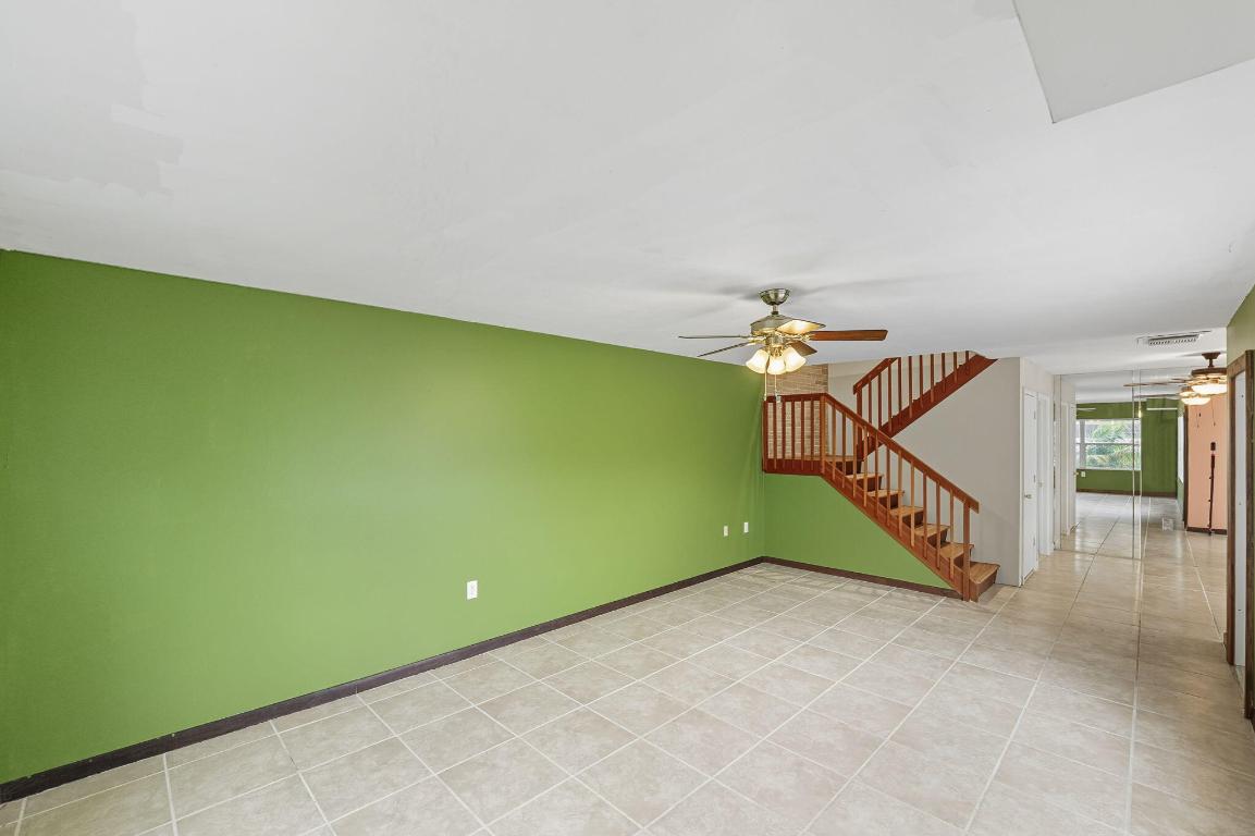 STAMFORD AT SUNSET TRACE (AKA MARTIN DOWNS PLAT 36 - Residential