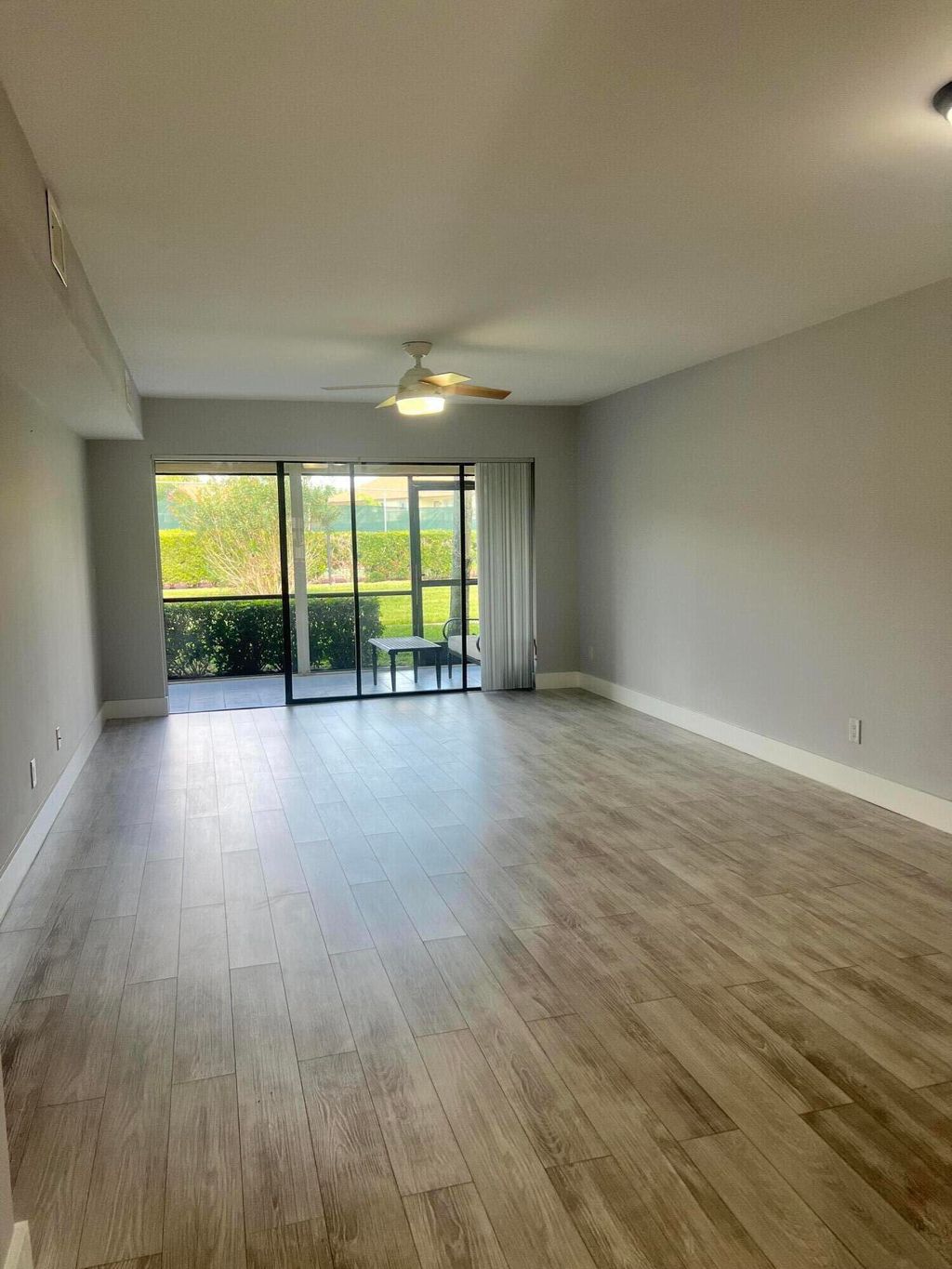 Photo of 901 Pinecrest Circle #C, Jupiter, FL 33458 (MLS # R11167630)