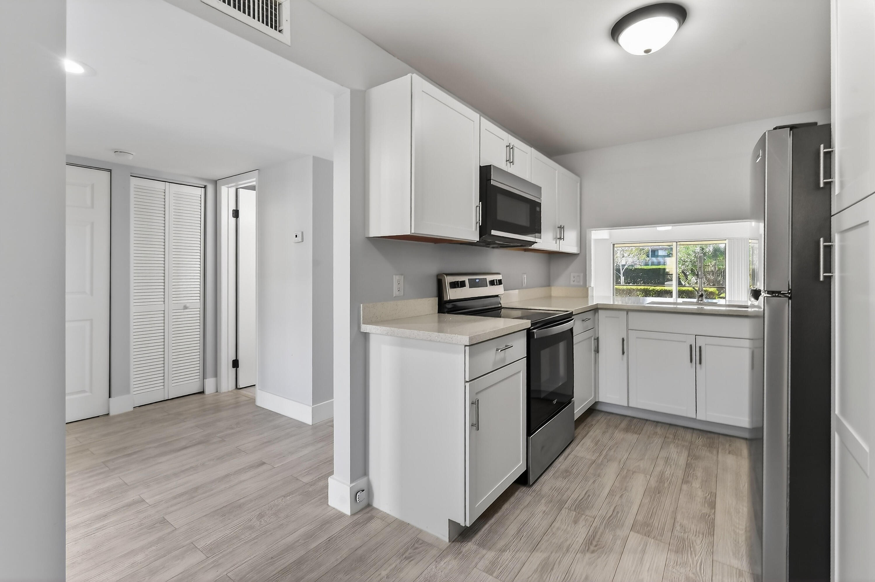 PINE CREST CONDO - Residential