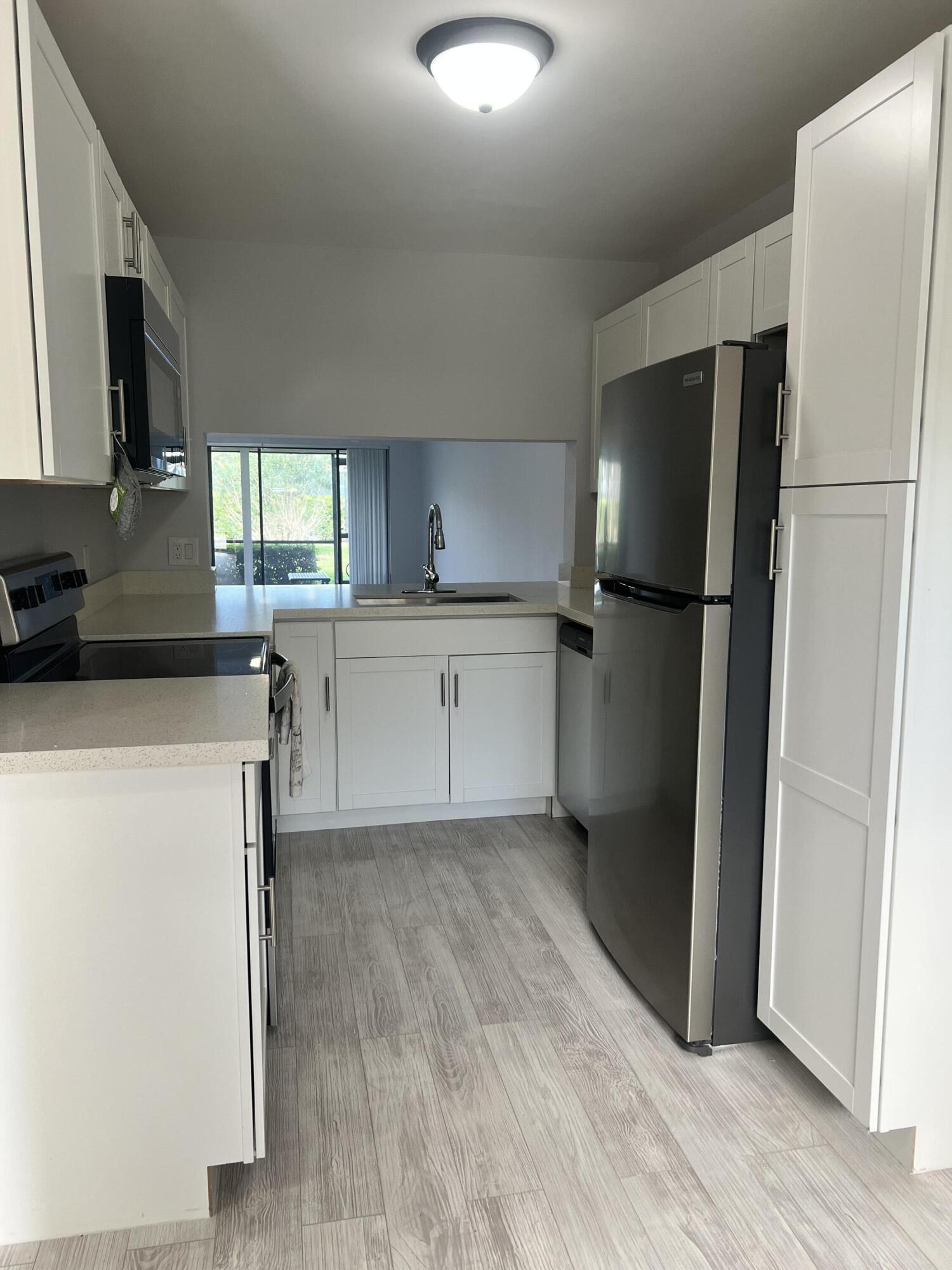 PINE CREST CONDO - Residential