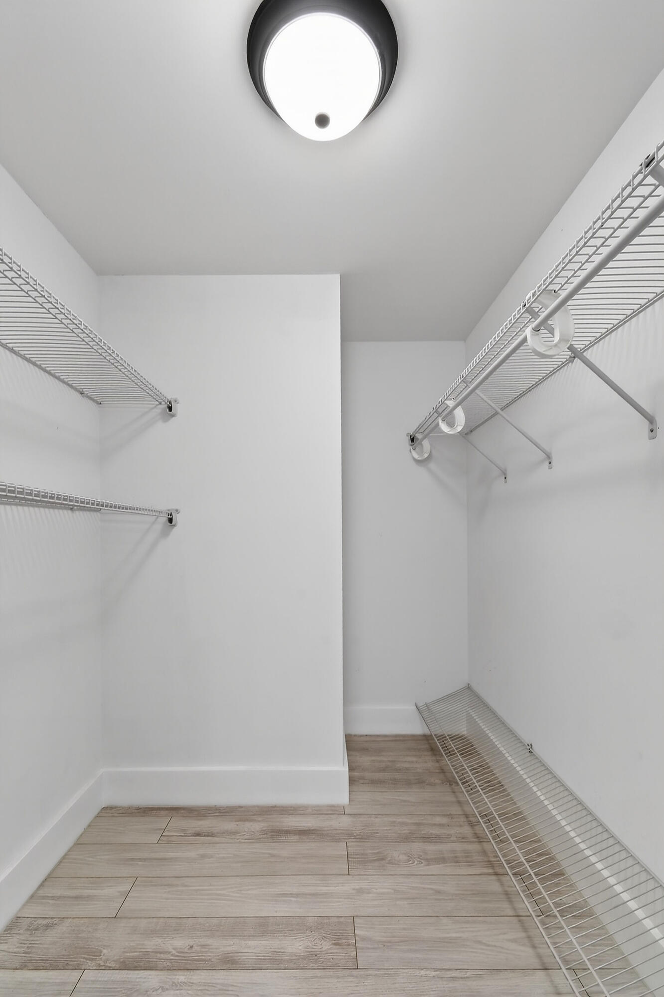 PINE CREST CONDO - Residential