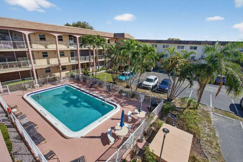 Tiny photo for 100 SE 6TH Avenue #303, Pompano Beach, FL 33060 (MLS # B26069291)