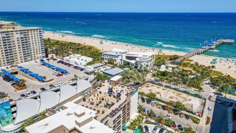 Tiny photo for 100 SE 6TH Avenue #303, Pompano Beach, FL 33060 (MLS # B26069291)