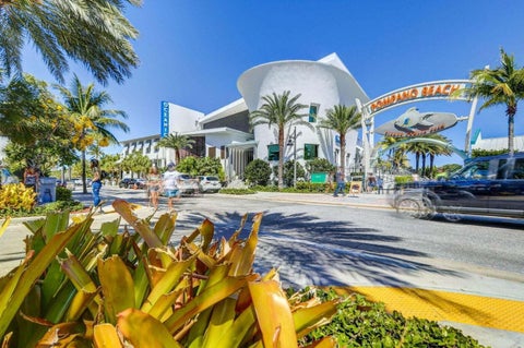 Tiny photo for 100 SE 6TH Avenue #303, Pompano Beach, FL 33060 (MLS # B26069291)
