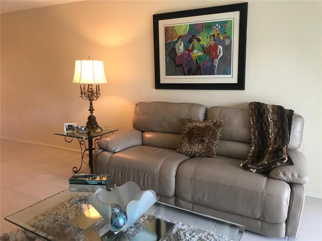 WYNMOOR VILLAGE - Residential