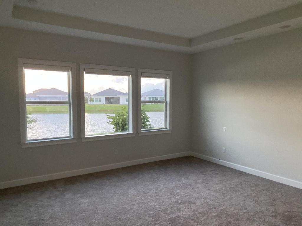 ESTATES OF WESTLAKE - Residential Lease