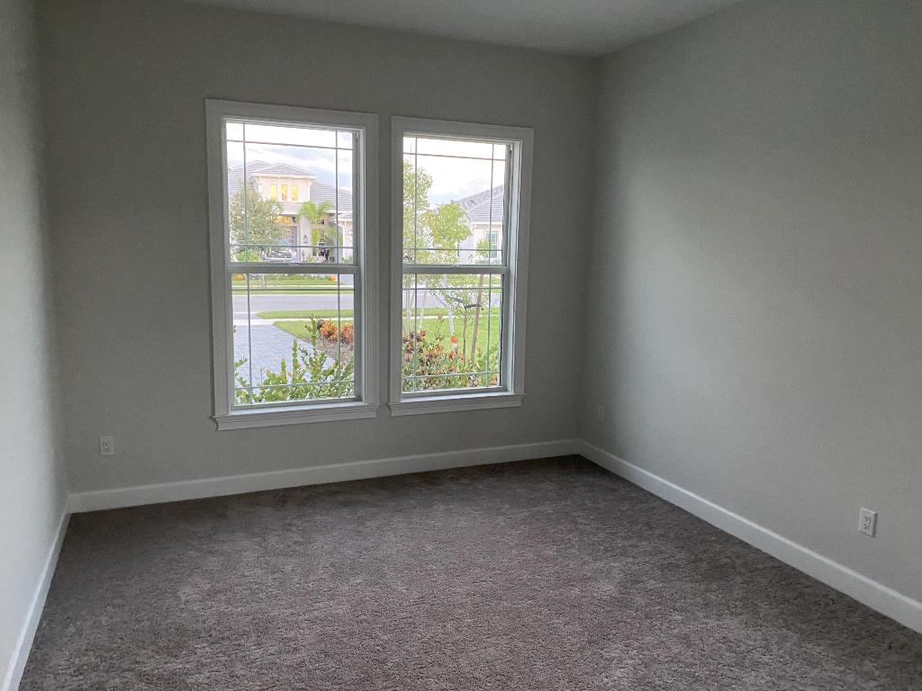 ESTATES OF WESTLAKE - Residential Lease