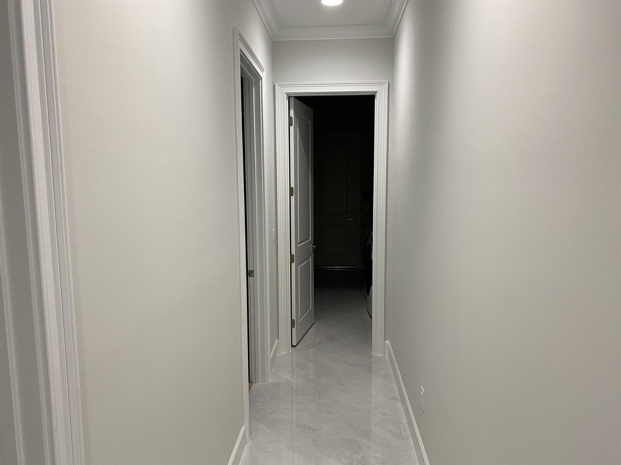 ESTATES OF WESTLAKE - Residential Lease