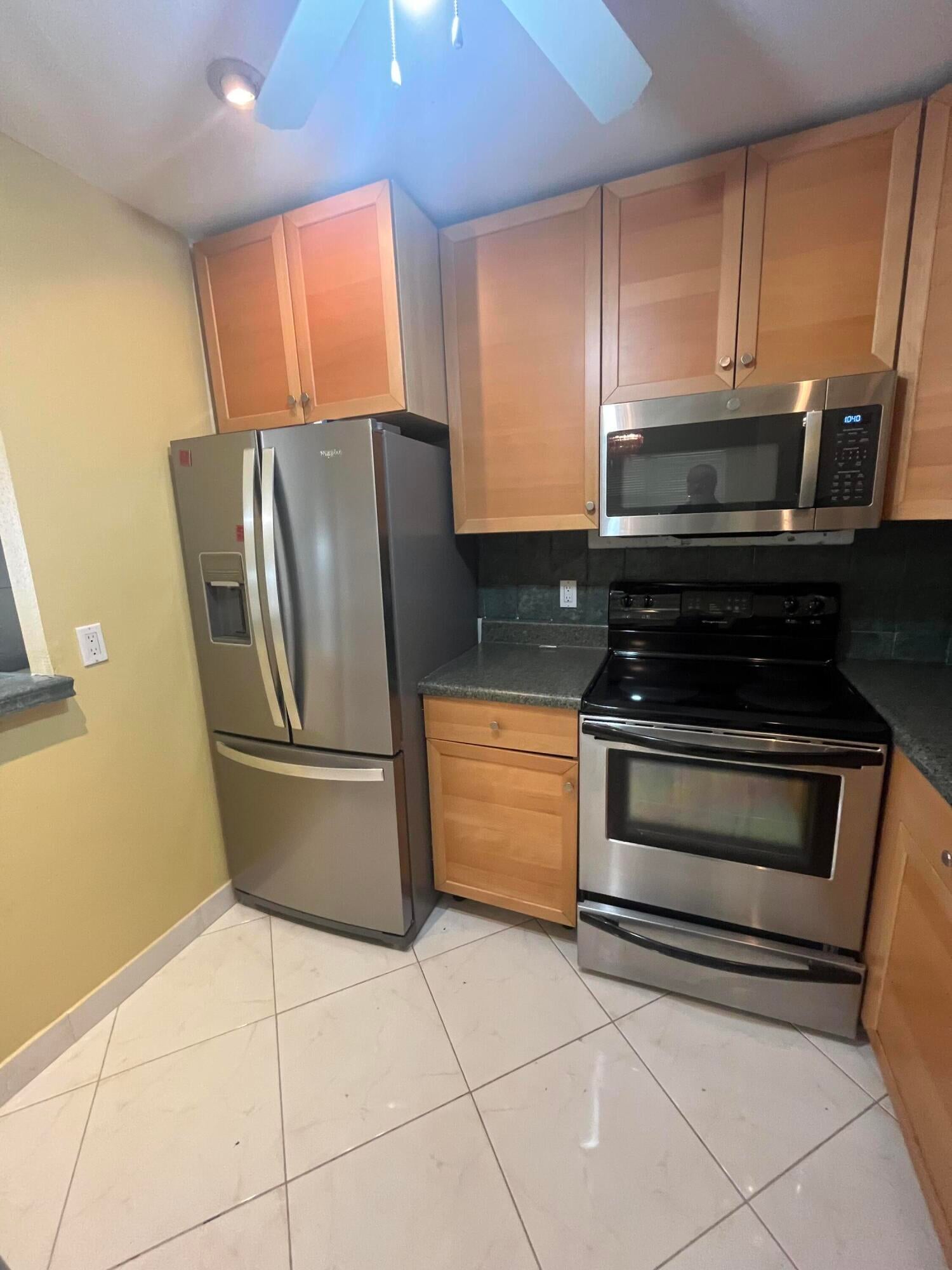 278 SEVILLE L
