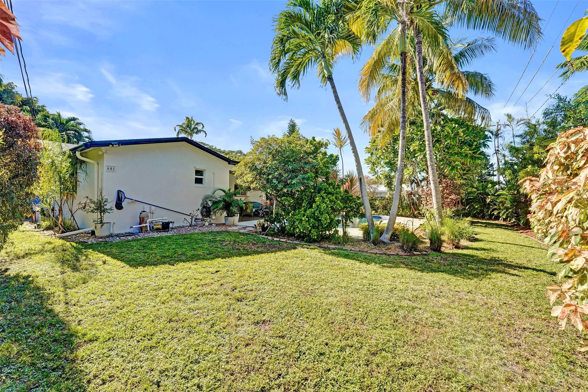 Hollywood Hills 6-22 B - Residential