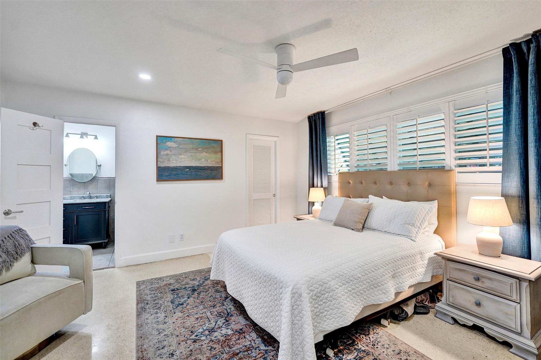 Hollywood Hills 6-22 B - Residential