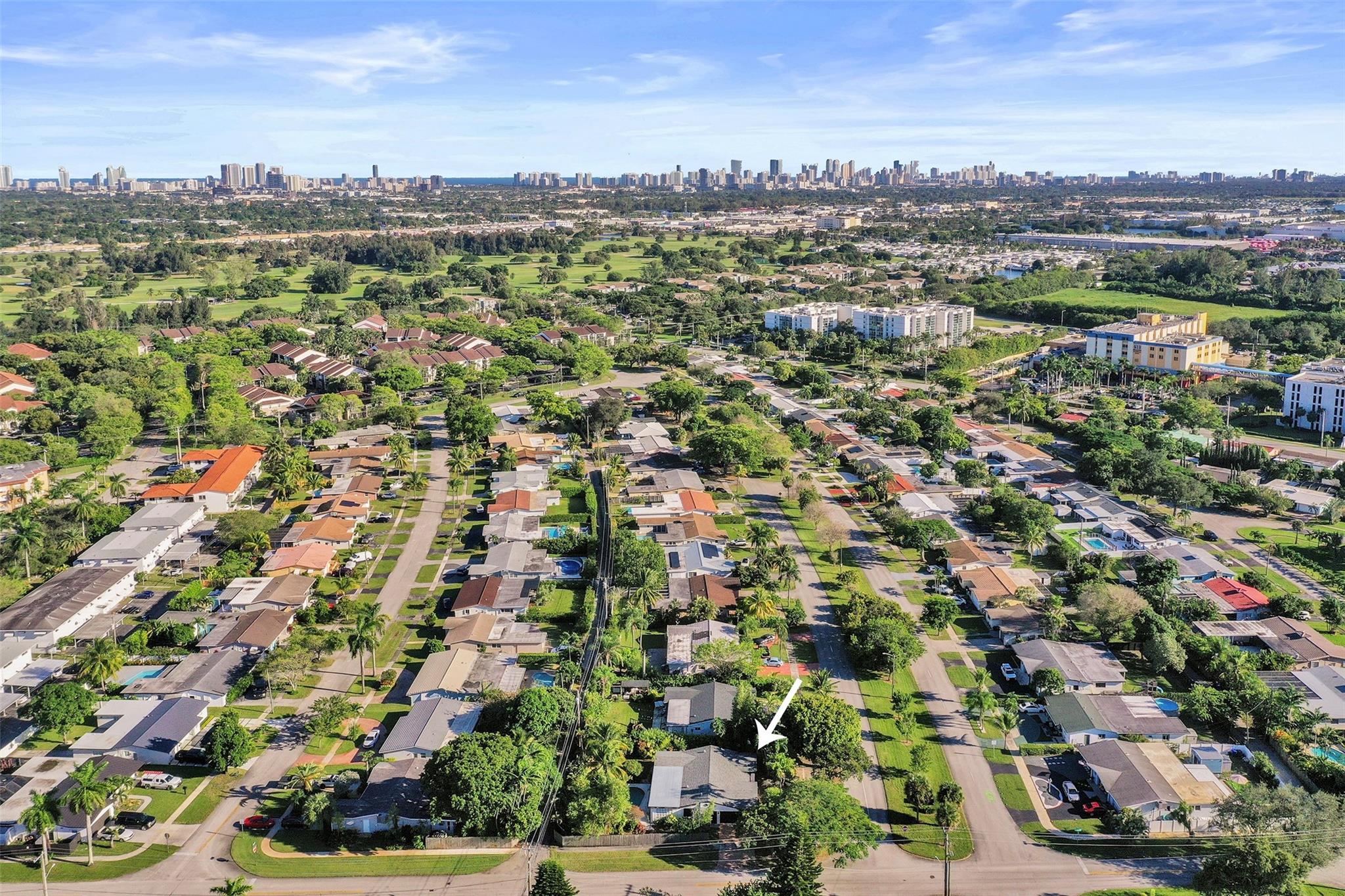 Hollywood Hills 6-22 B - Residential