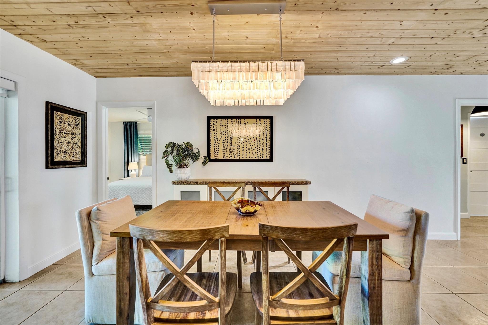 Hollywood Hills 6-22 B - Residential