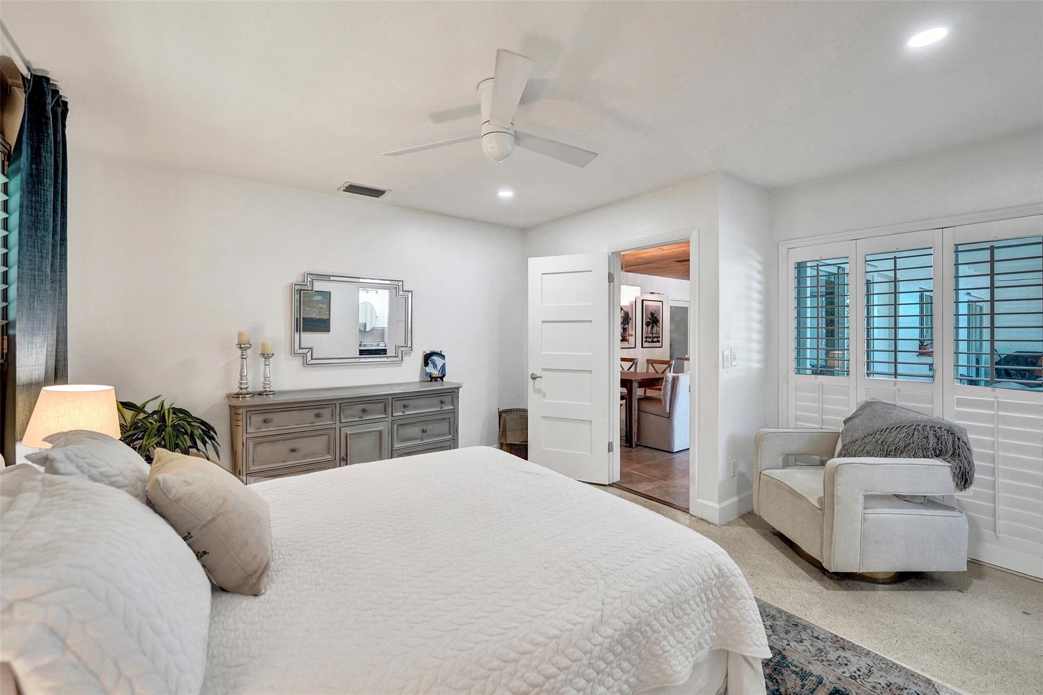 Hollywood Hills 6-22 B - Residential