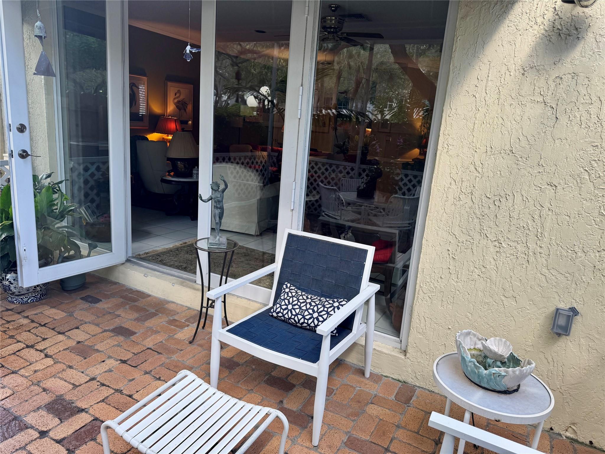 101 NE 14th Ave 101