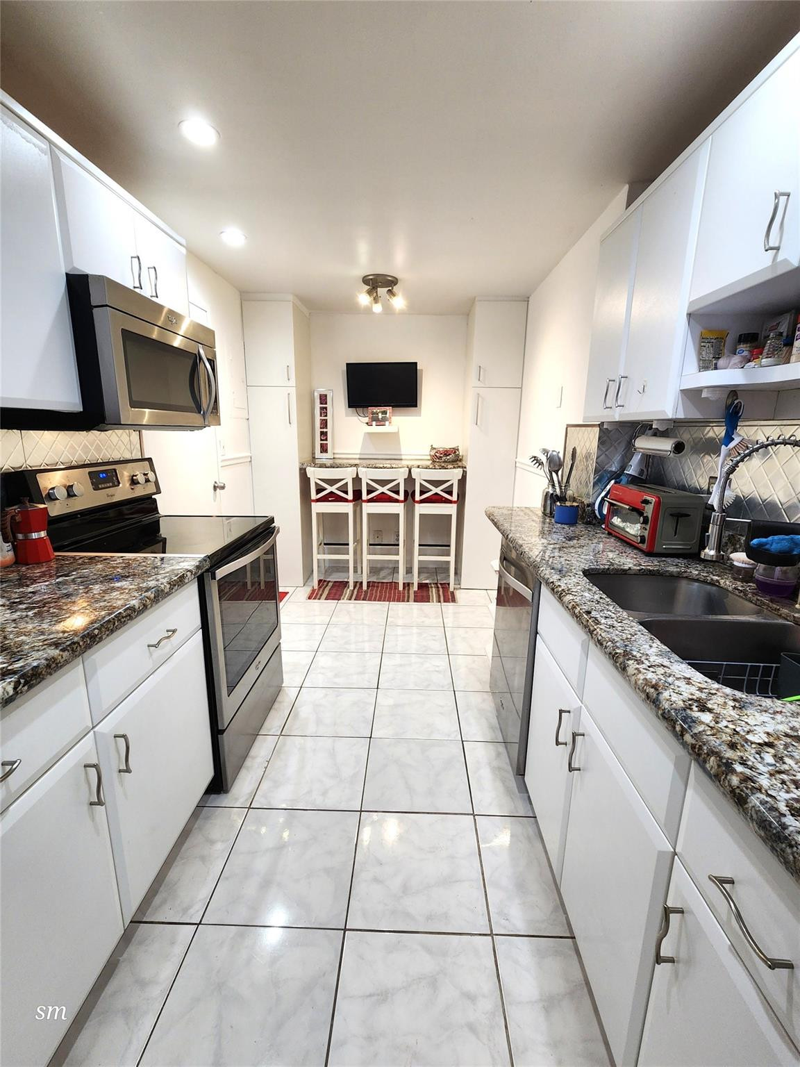 HILLCREST NO 21 - Residential