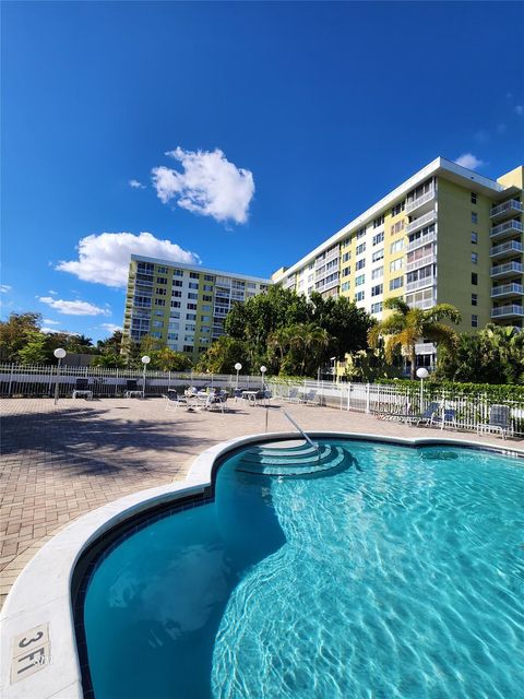 4400 Hillcrest Drive 404 Hollywood FL 33021