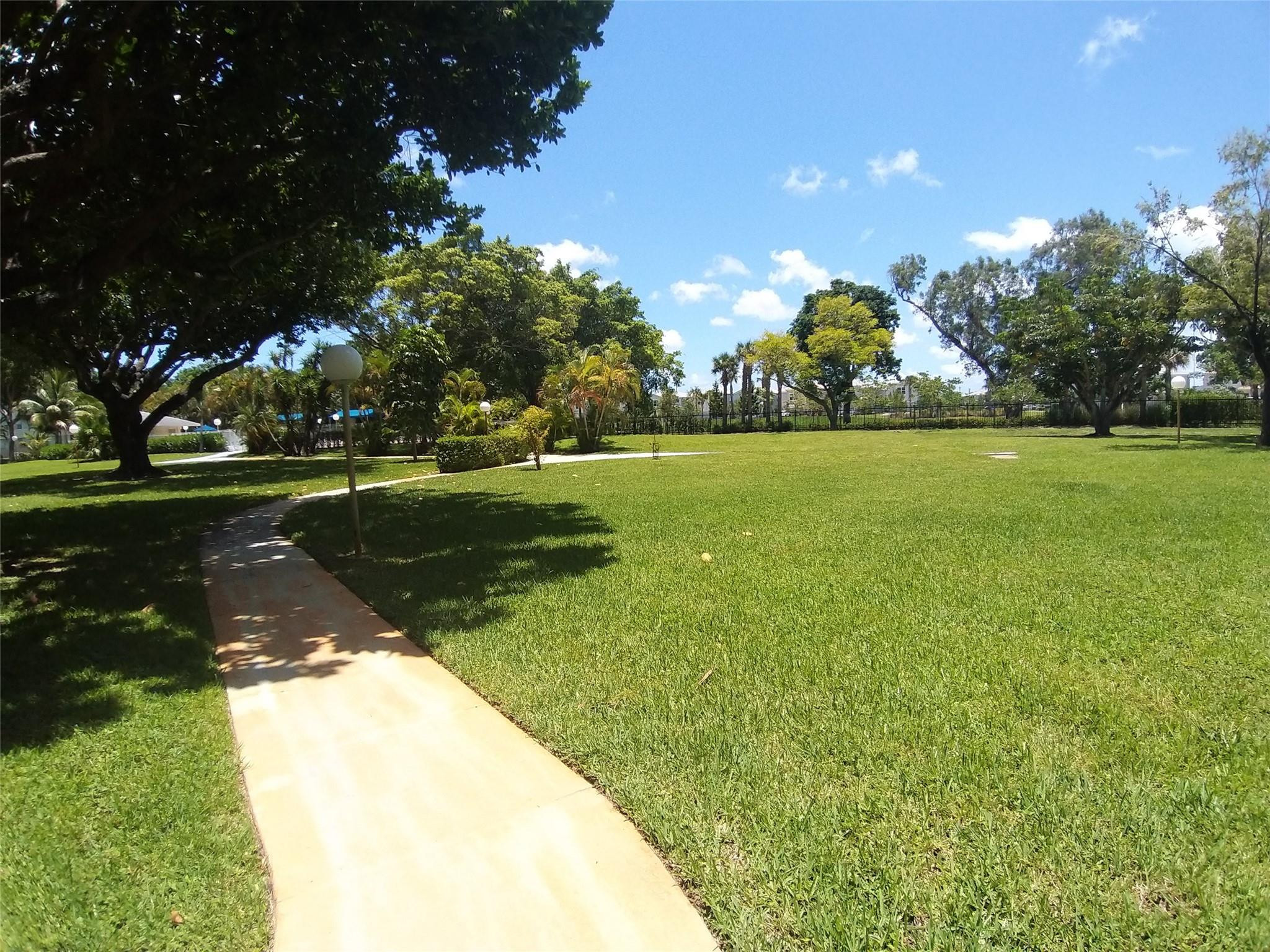 HILLCREST NO 21 - Residential