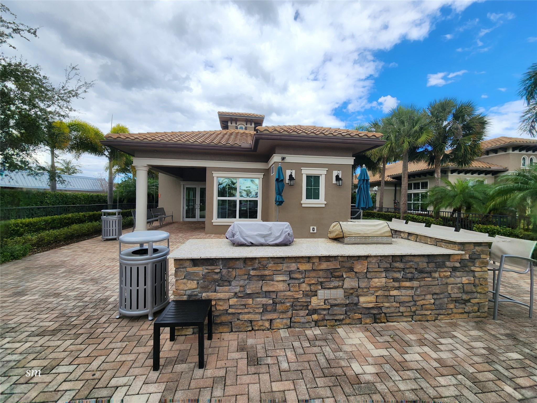 HILLCREST NO 21 - Residential