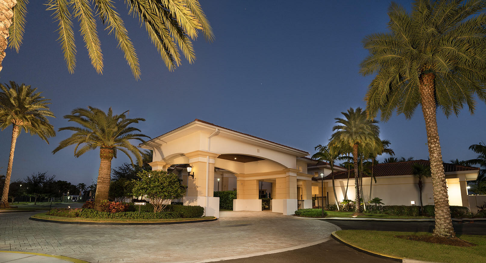 IBIS GOLF AND COUNTRY CLUB - Hawk's Landing - Residential