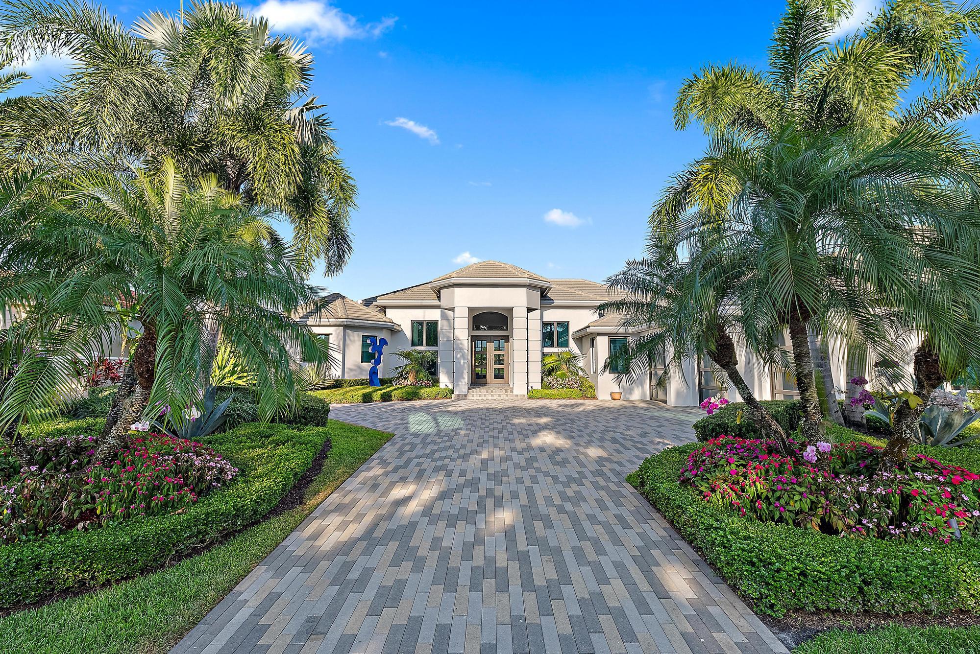 IBIS GOLF AND COUNTRY CLUB - Hawk's Landing - Residential