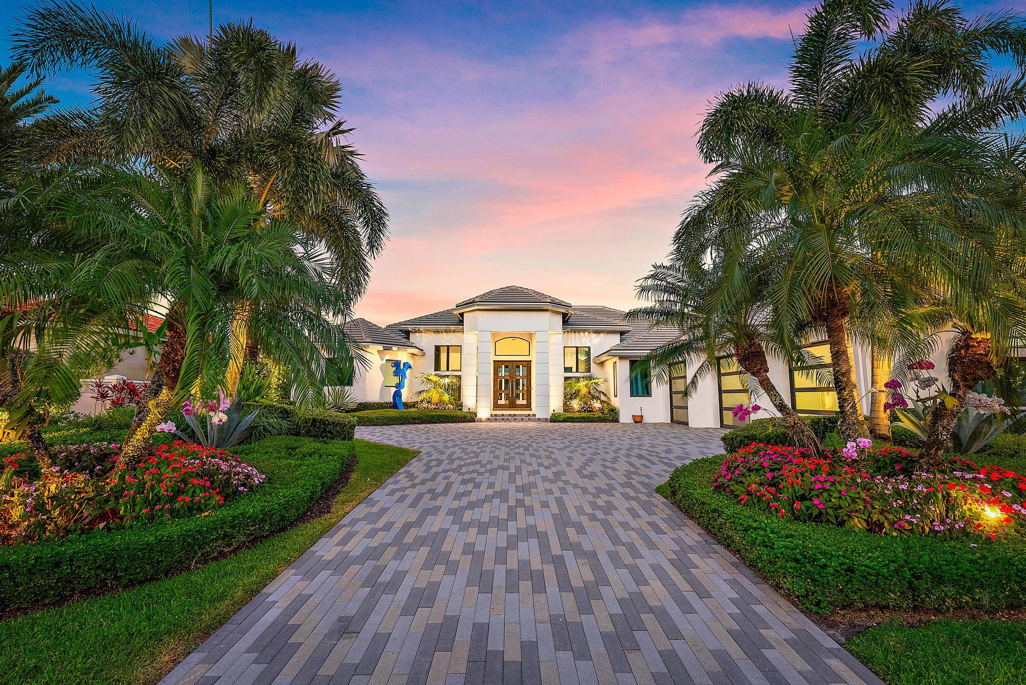 IBIS GOLF AND COUNTRY CLUB - Hawk's Landing - Residential