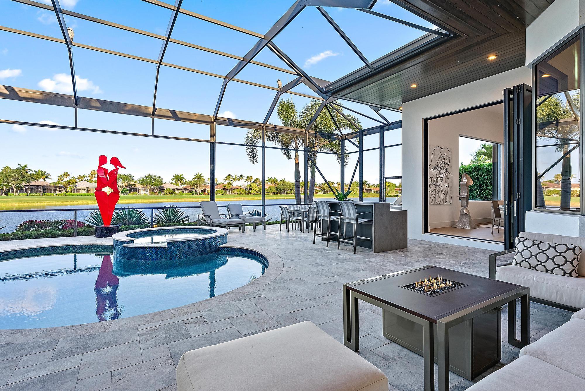 IBIS GOLF AND COUNTRY CLUB - Hawk's Landing - Residential