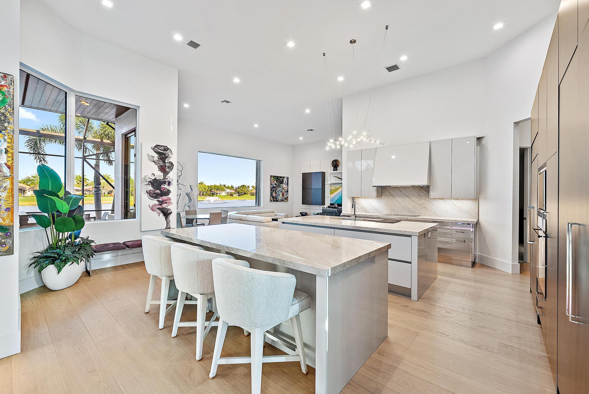 IBIS GOLF AND COUNTRY CLUB - Hawk's Landing - Residential