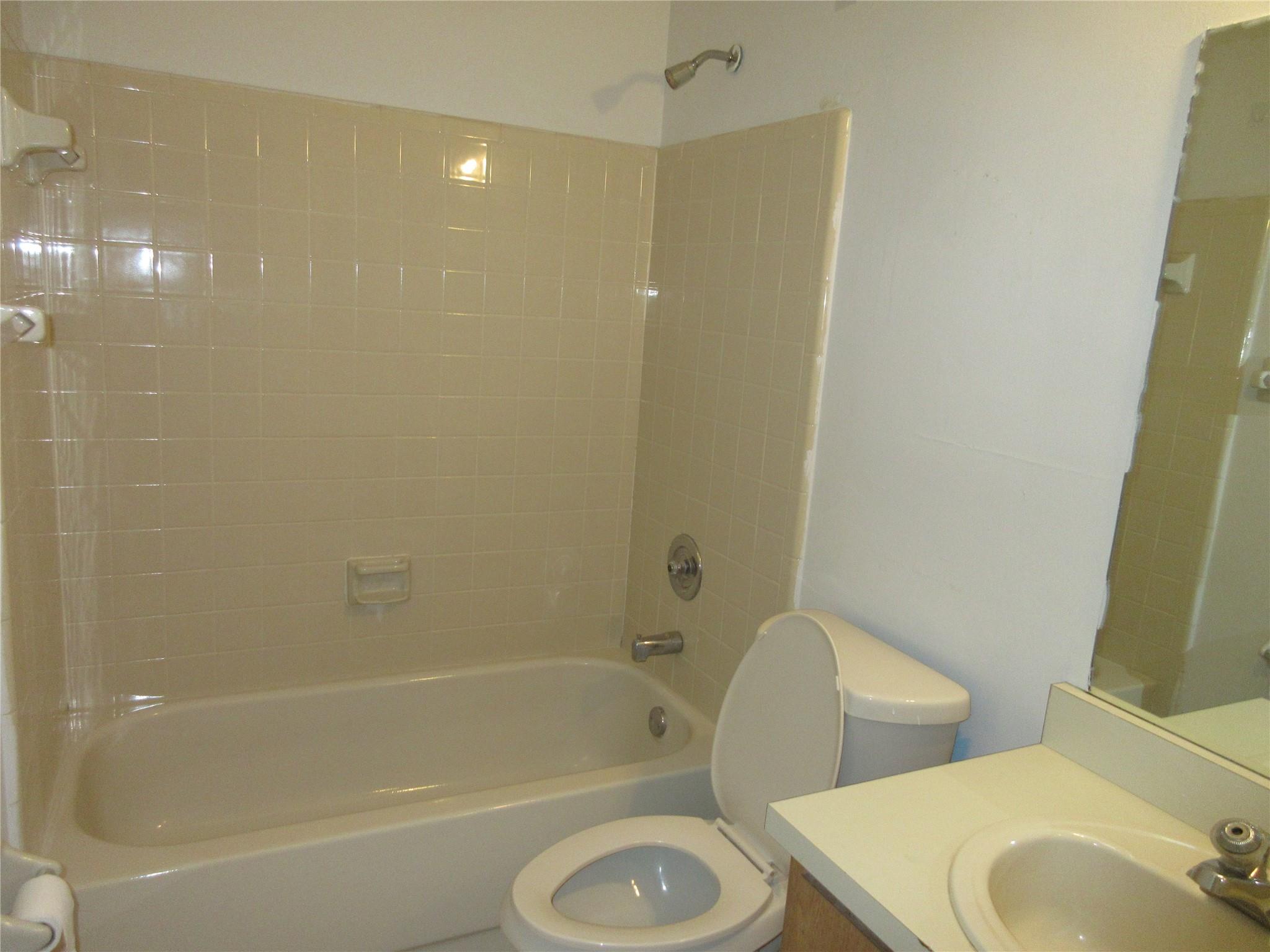 SOUTHPORT - Residential