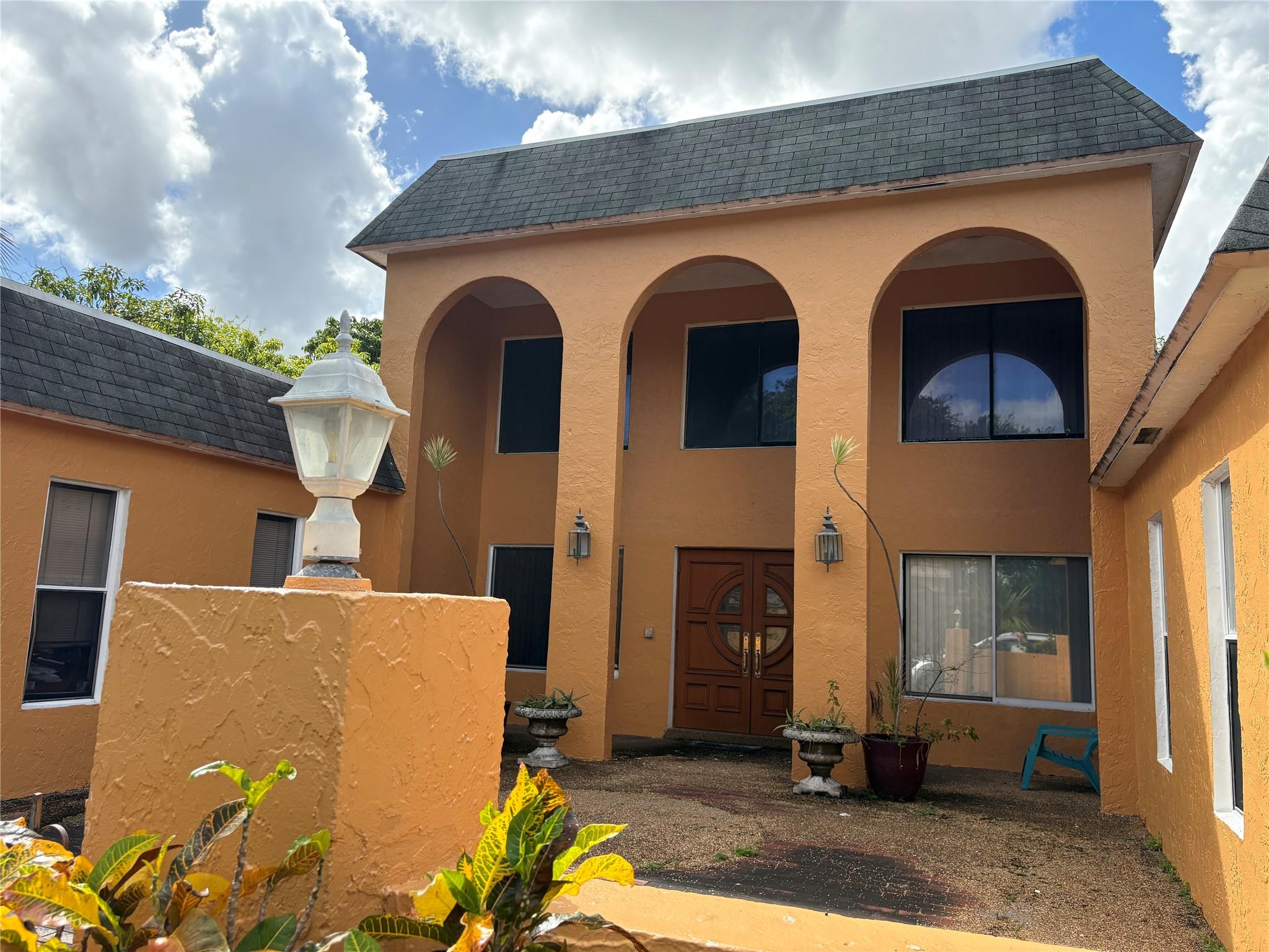 Marcano Estates 87-8 B - Residential