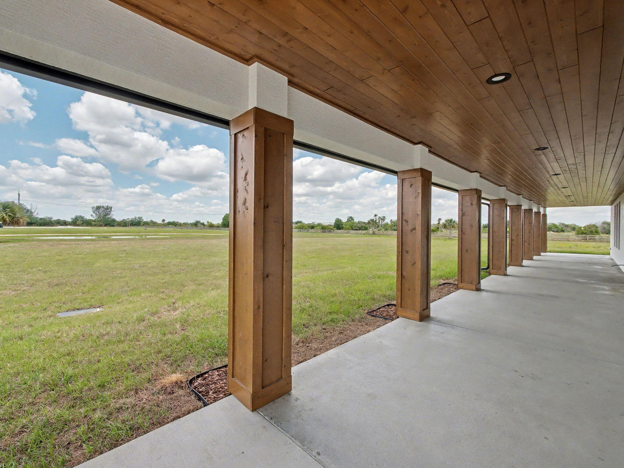 METES AND BOUNDS - Residential