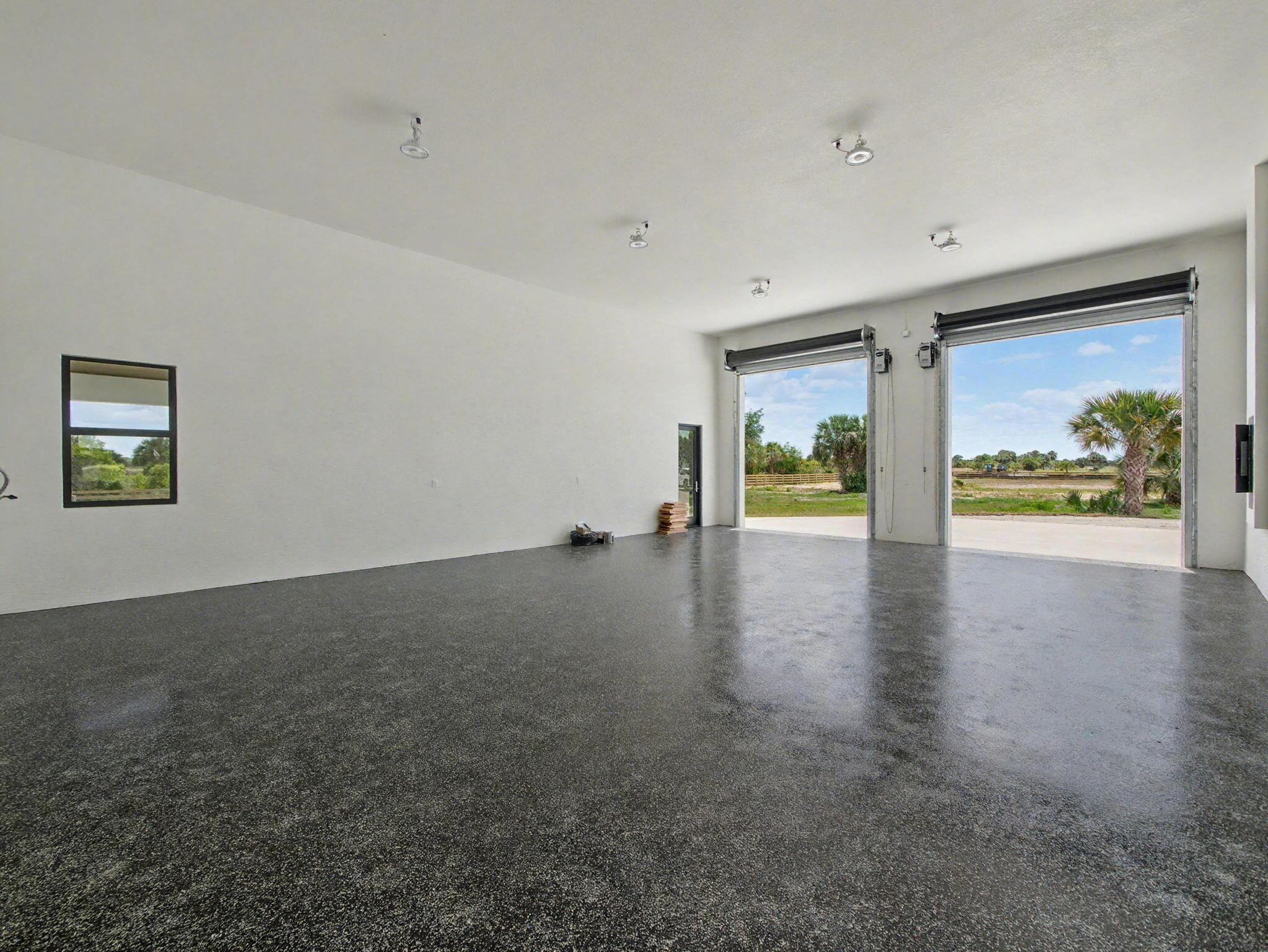 METES AND BOUNDS - Residential