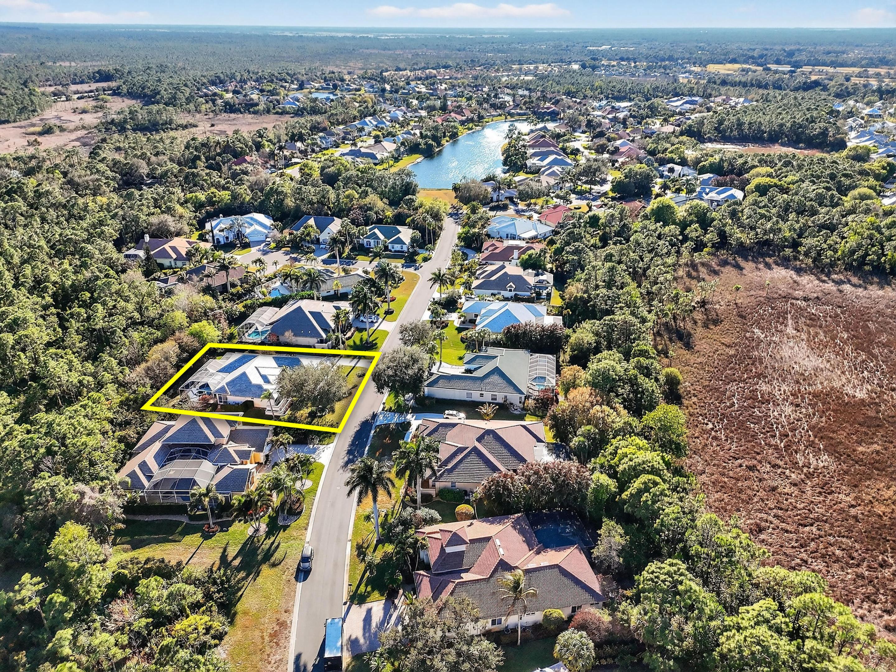 LOST LAKE AT HOBE SOUND - Residential