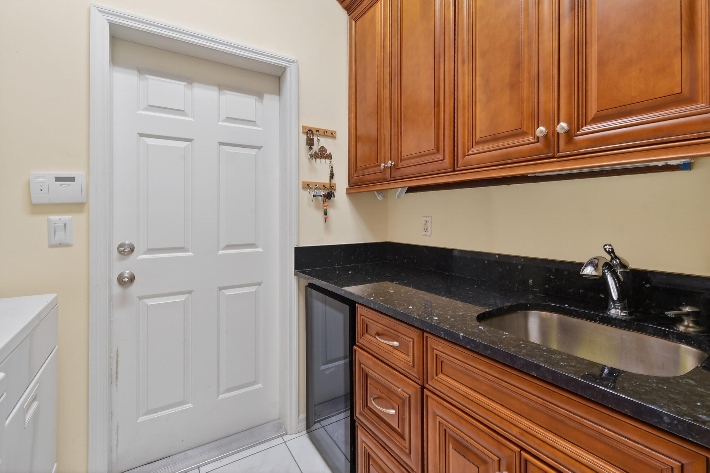 LOST LAKE AT HOBE SOUND - Residential