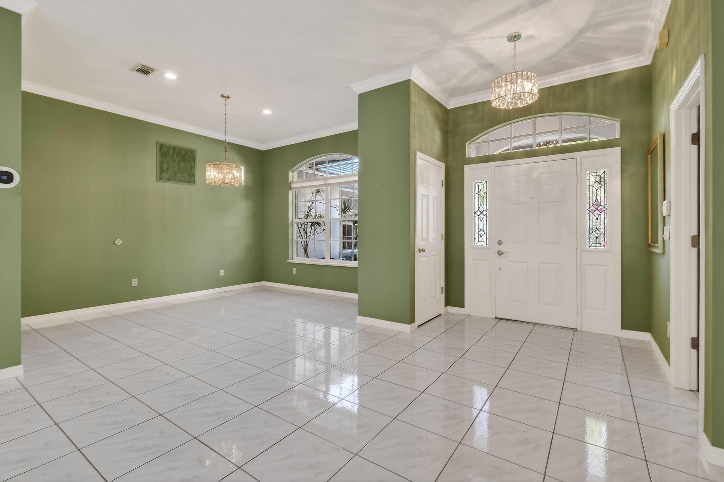 LOST LAKE AT HOBE SOUND - Residential