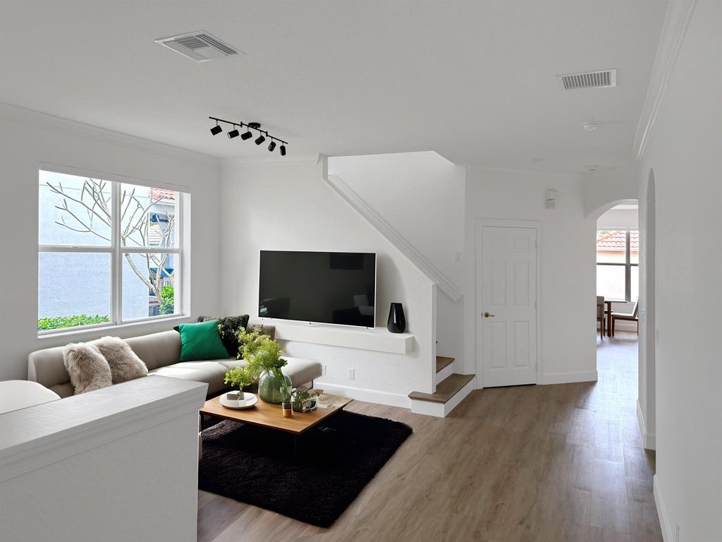 Photo of 8139 Bautista Way, Palm Beach Gardens, FL 33418 (MLS # R11111284)