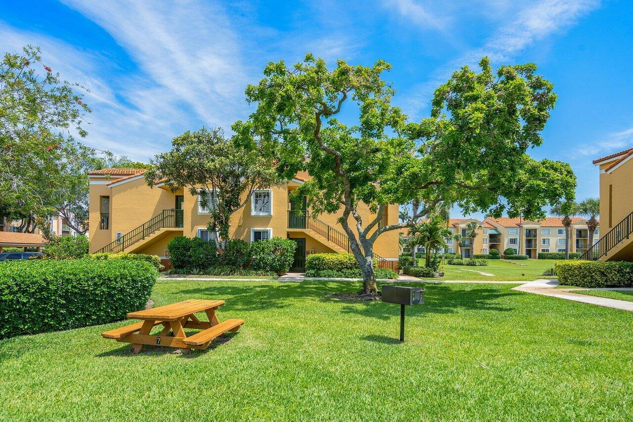 YACHT CLUB ON THE INTRACO - Residential Lease