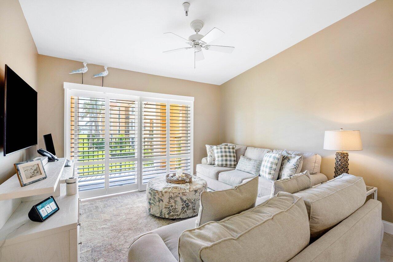 YACHT CLUB ON THE INTRACO - Residential Lease