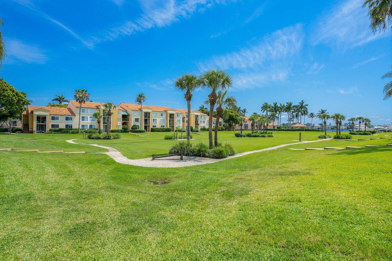 YACHT CLUB ON THE INTRACO - Residential Lease