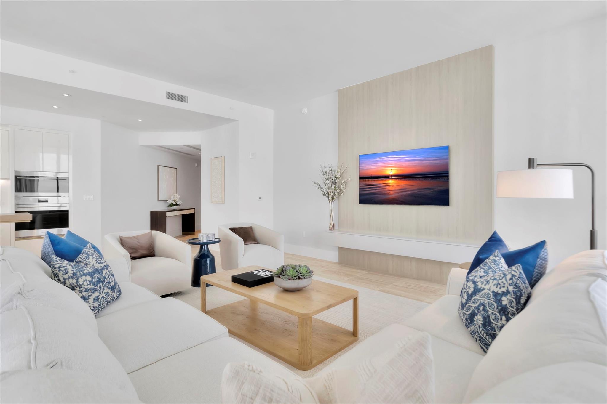 Four Seasons - Residential Lease