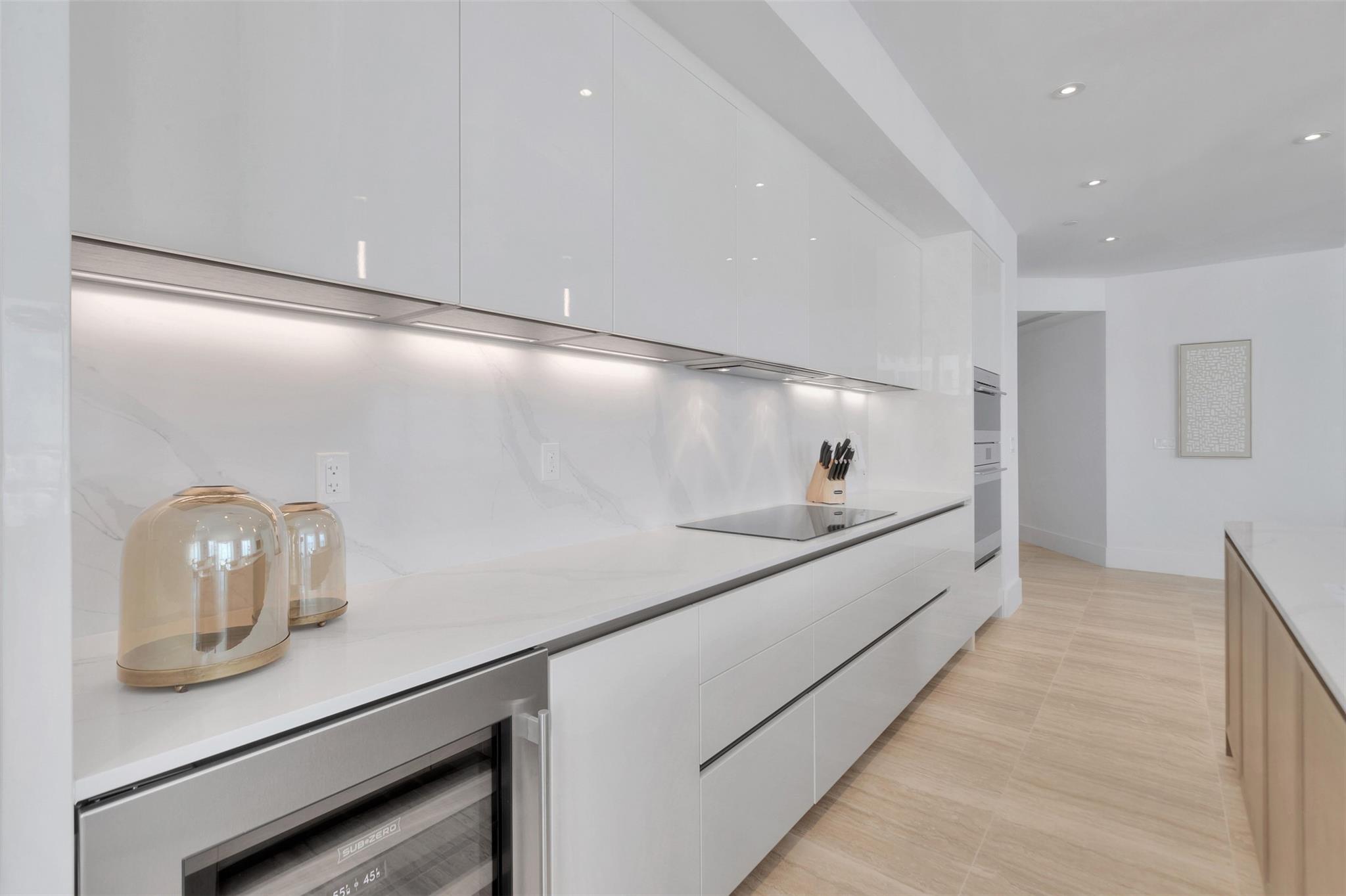 Four Seasons - Residential Lease