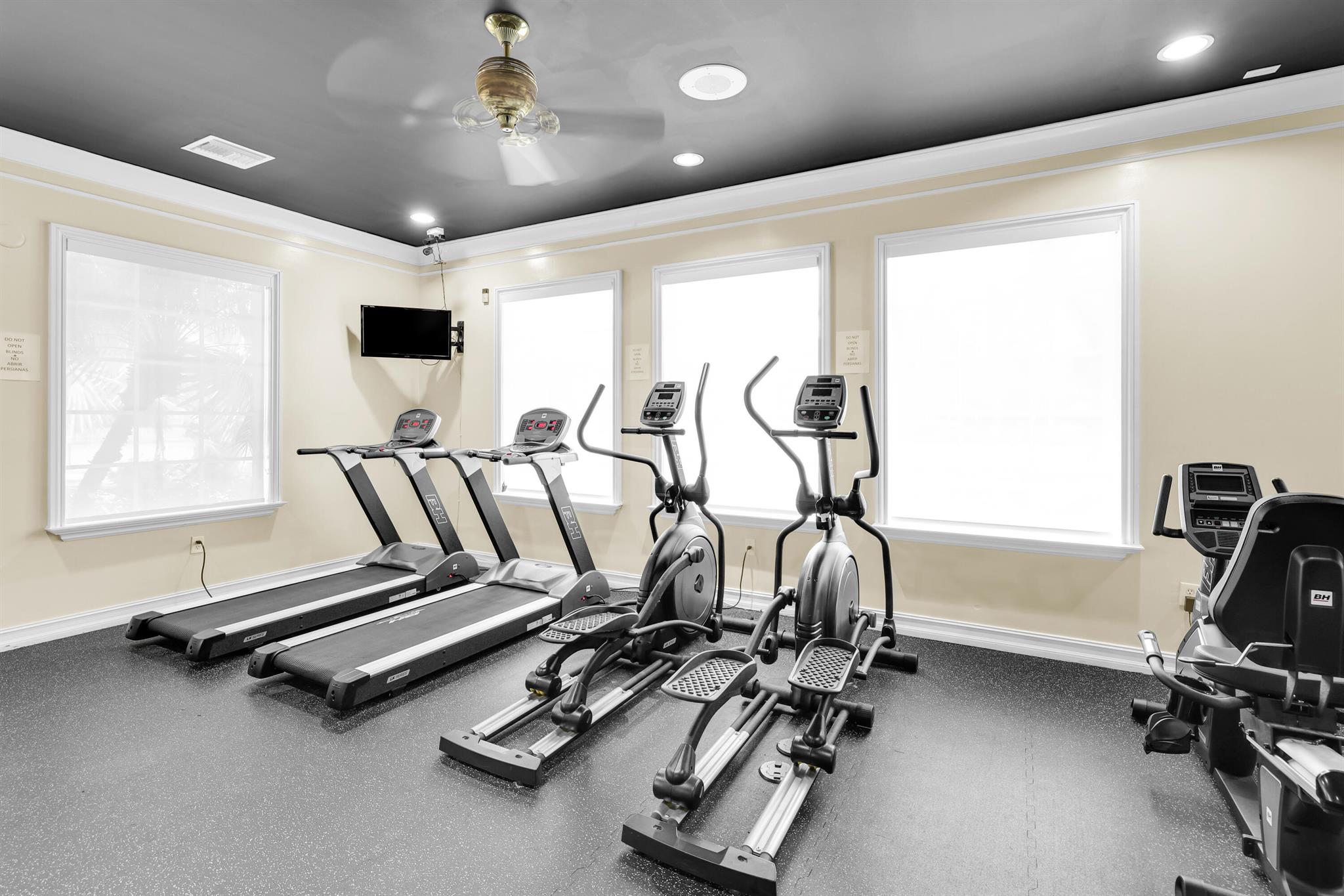 MURANO AT DELRAY BEACH CO - Residential Income