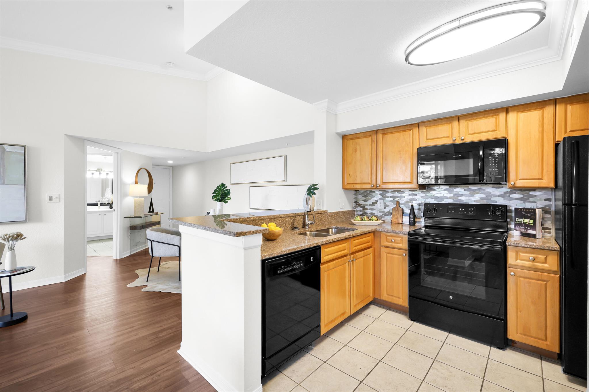 MURANO AT DELRAY BEACH CO - Residential Income