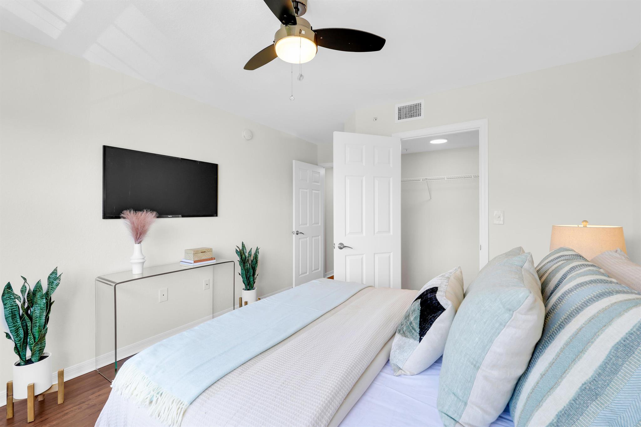 MURANO AT DELRAY BEACH CO - Residential Income