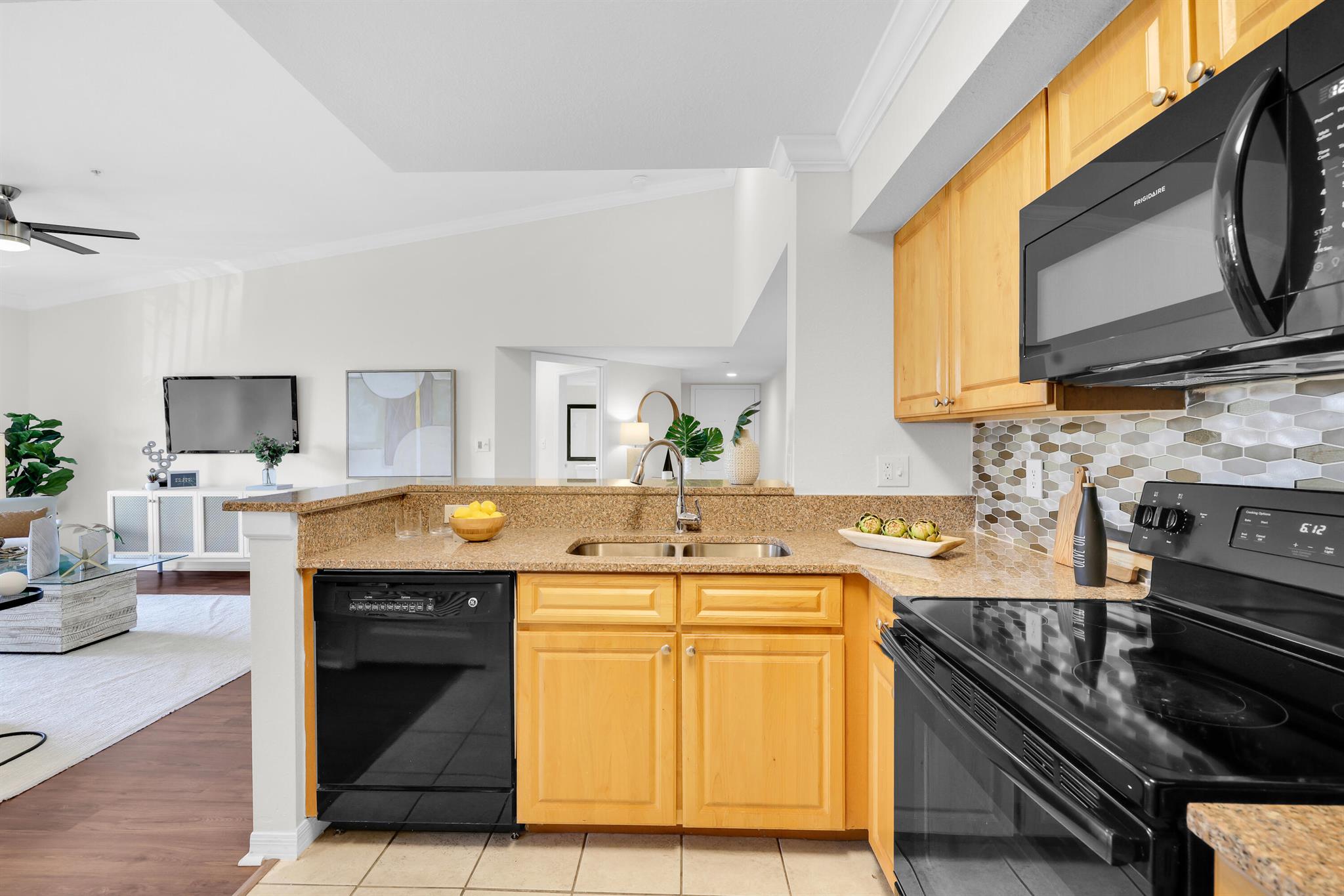 MURANO AT DELRAY BEACH CO - Residential Income