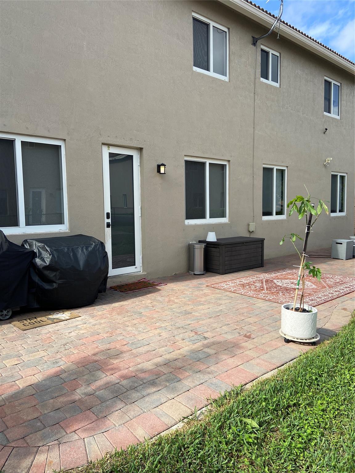 Sport Acres - Residential